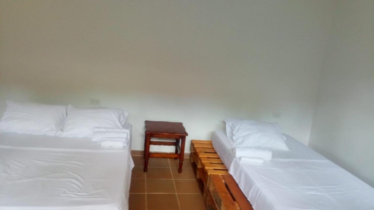 Hostal Hermoso Palomino Exterior photo